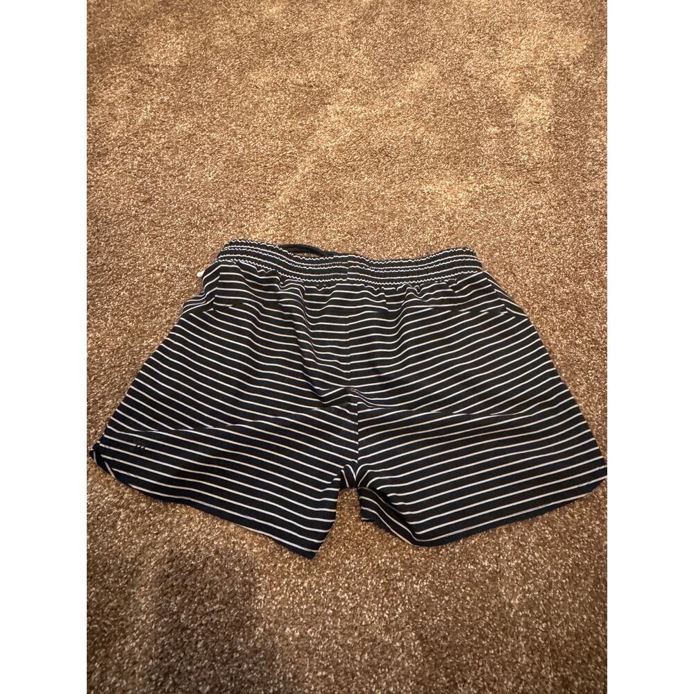 All in Motion Black and White Shorts Size S Quick Dry - Picture 2 of 4